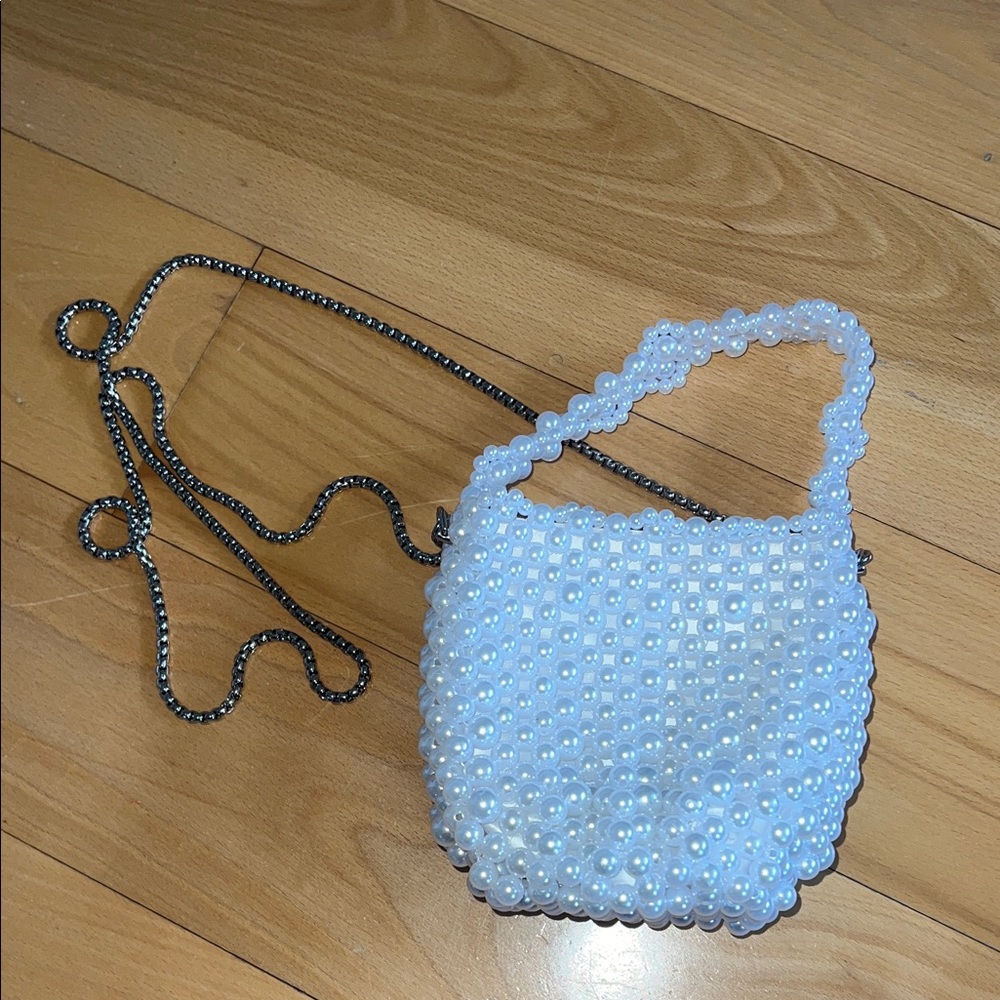 White Pearl Beaded mini purse